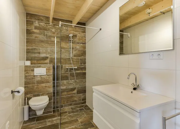 Moyo Kijani 펜션 잔드보르트