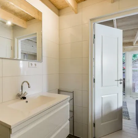 Дом отдыха Moyo Kijani *